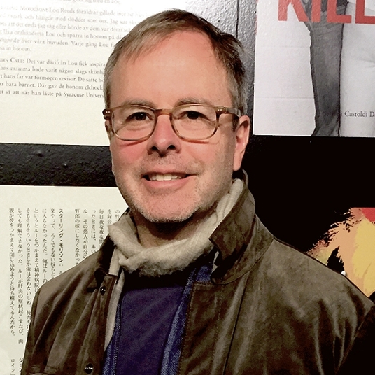 Erik Kahn (Playwright ) head shot