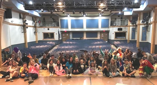 Hull theatre arts students in grades 5-12 gathered for an afternoon of improv games and ice cream this fall, which was organized by the HHSTA Officers.